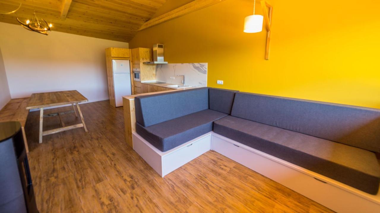 Eco-Apartaments Cal Rossa De Taus Eksteriør billede